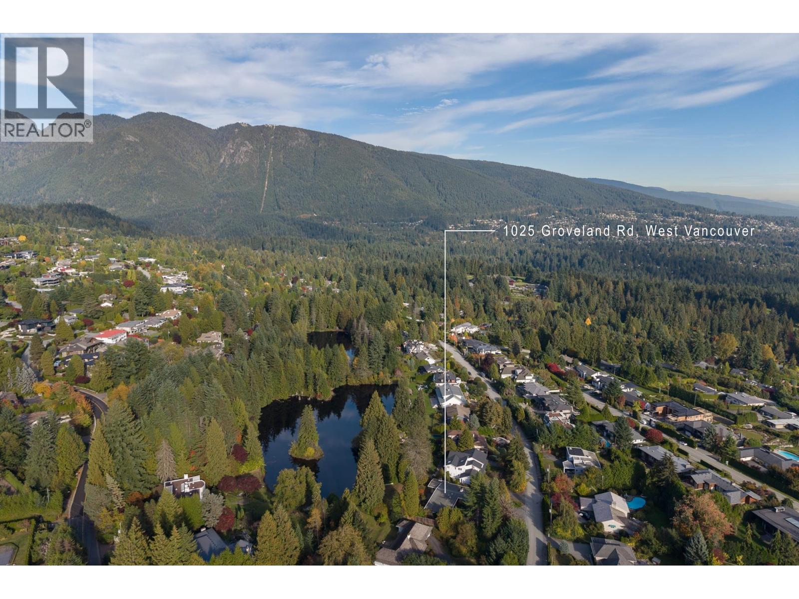 1025 GROVELAND ROAD, West Vancouver
