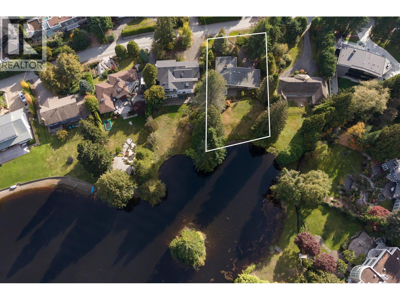 1025 GROVELAND ROAD, West Vancouver