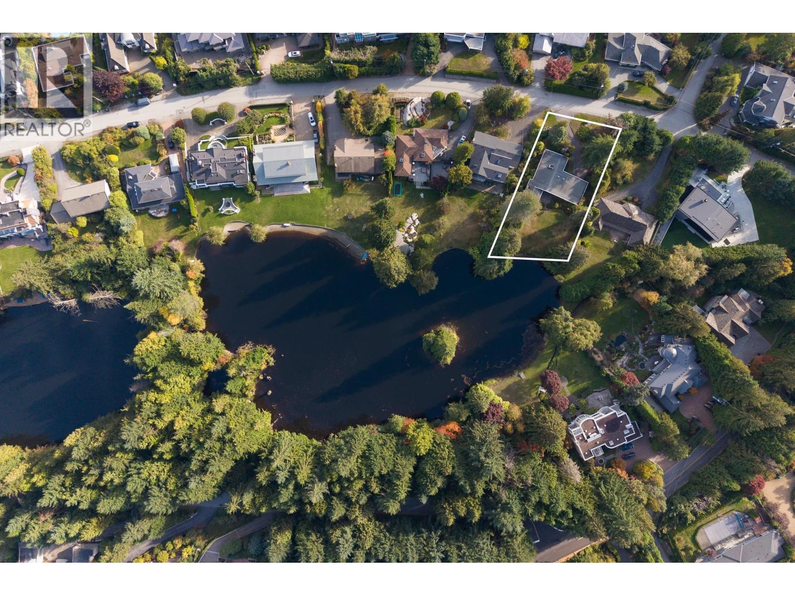 1025 GROVELAND ROAD, West Vancouver
