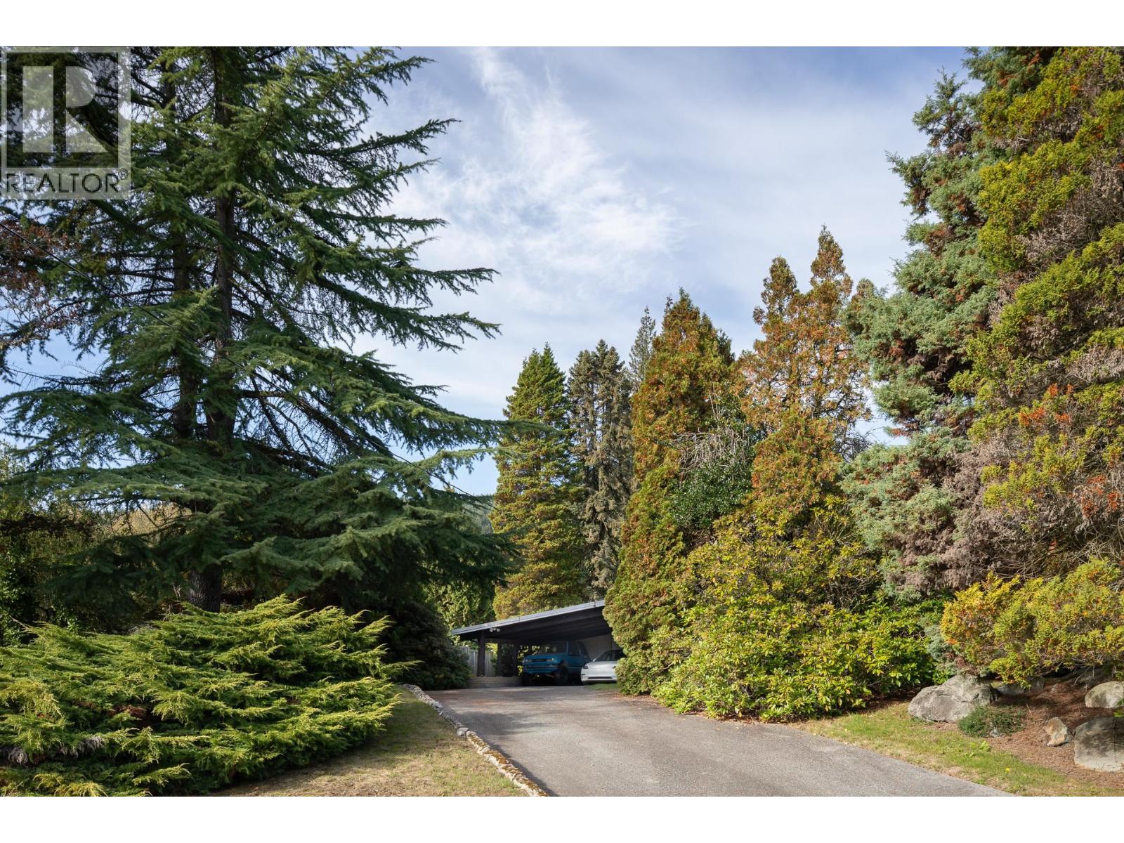 1025 GROVELAND ROAD, West Vancouver