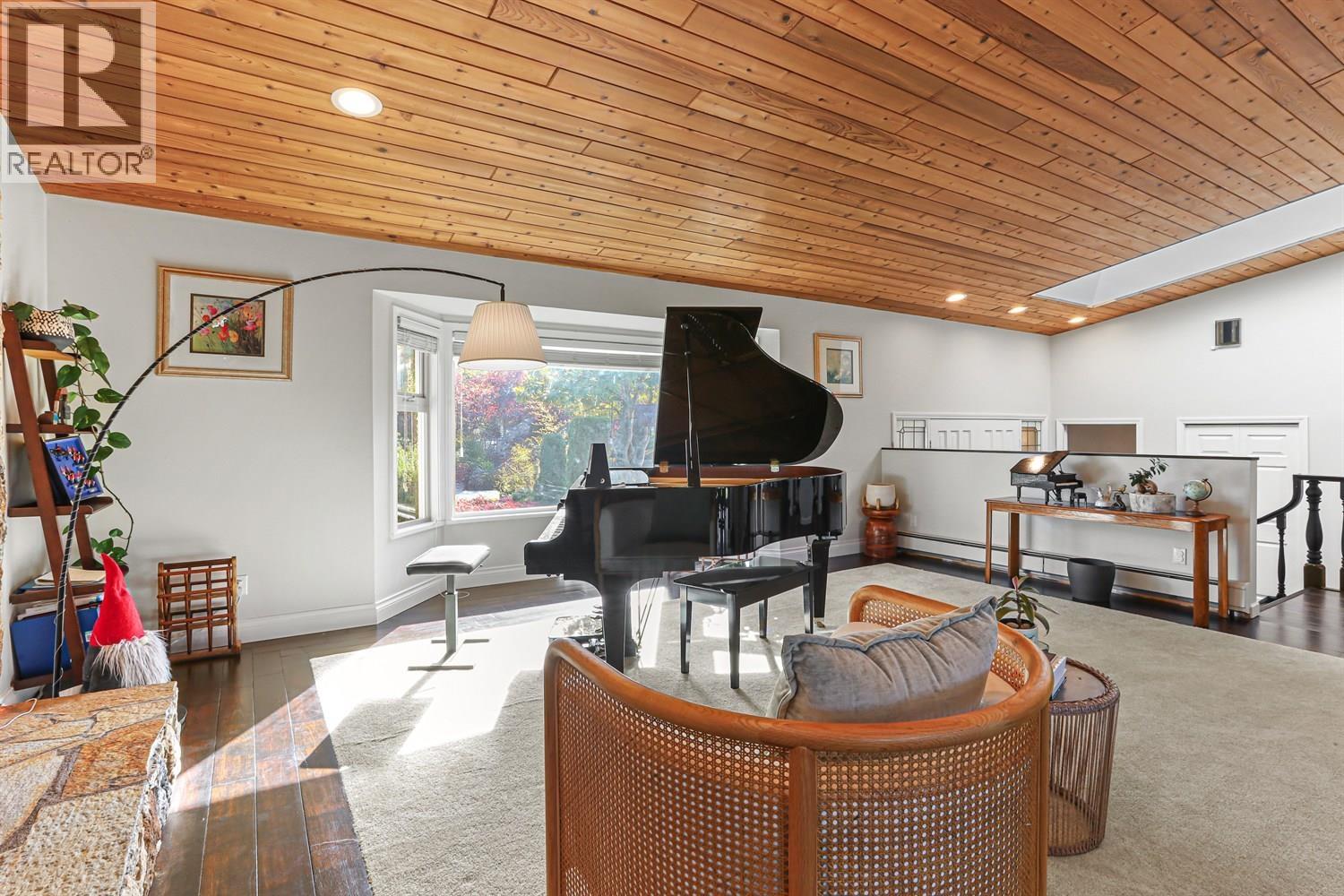 5243 UPLAND Drive, Delta