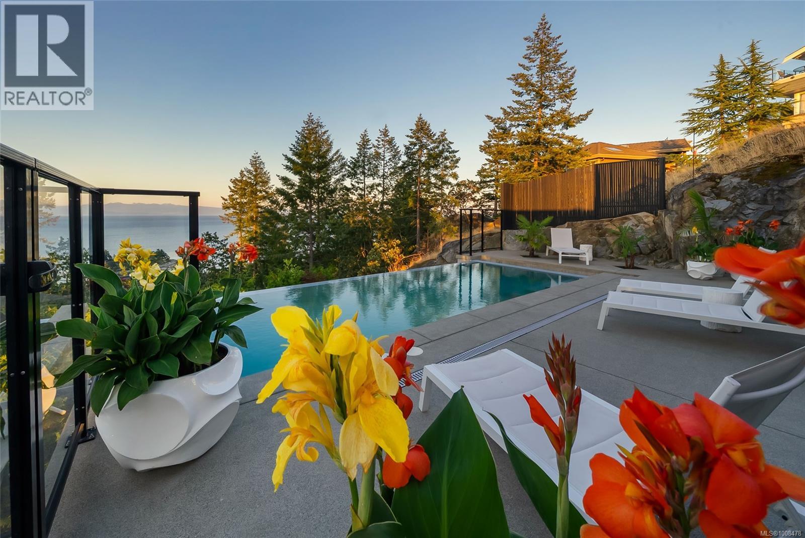 2080 Rolston Pl, Nanoose Bay