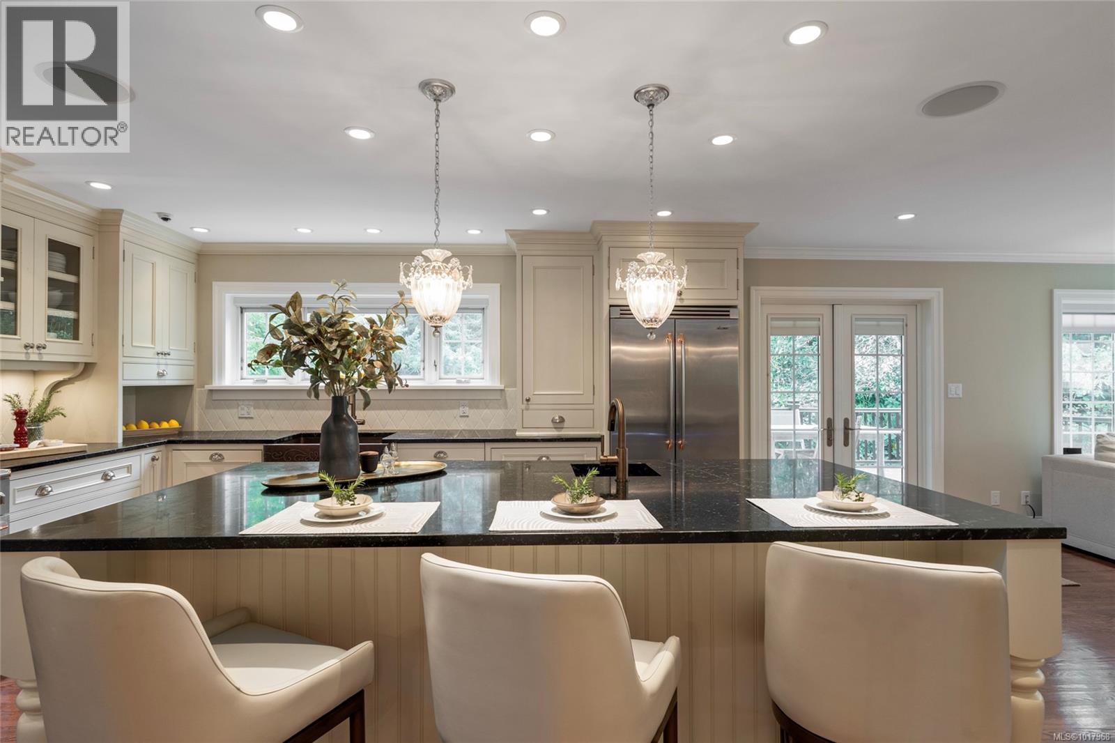  1690 Ash Road, Saanich