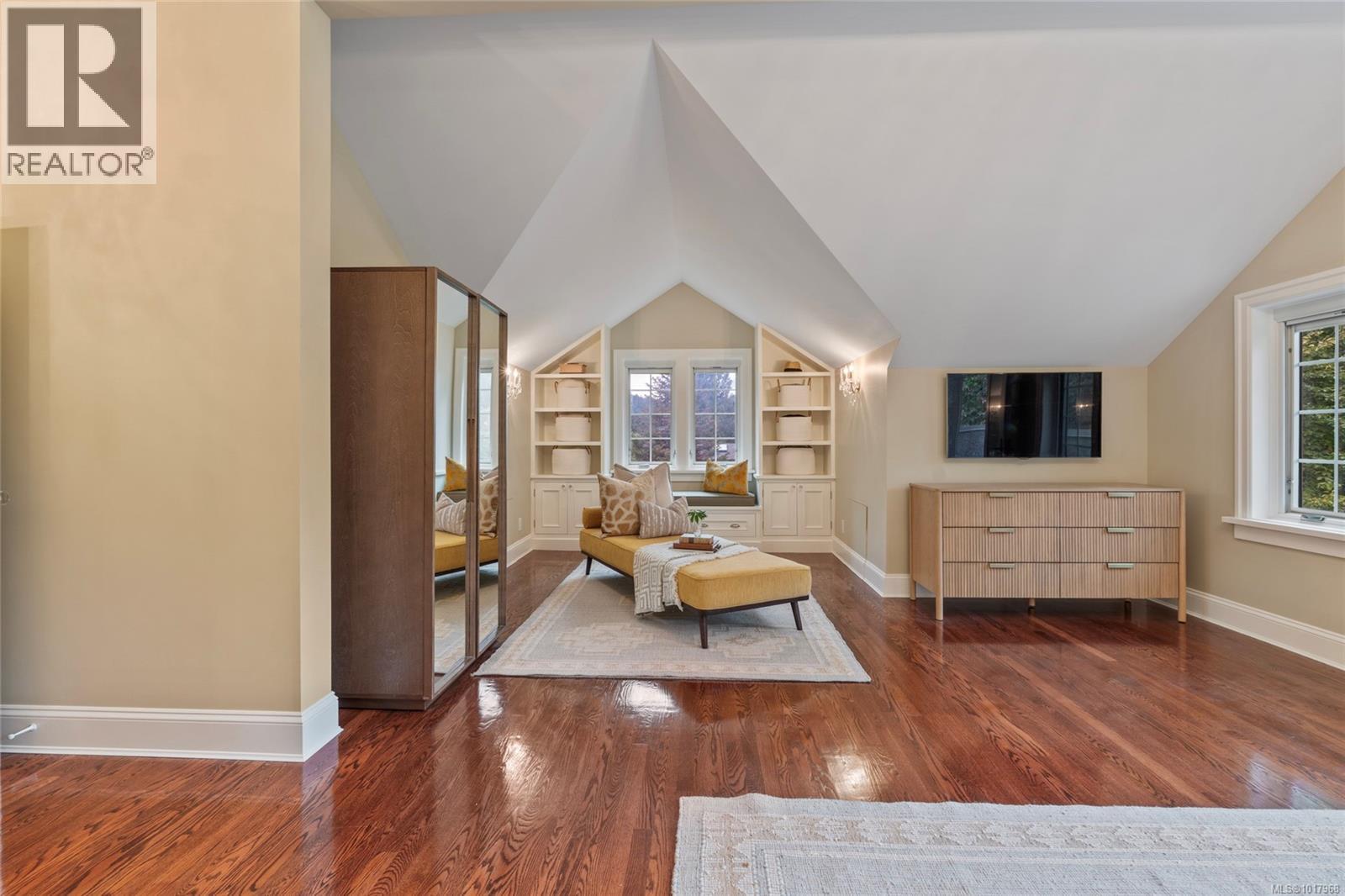  1690 Ash Road, Saanich