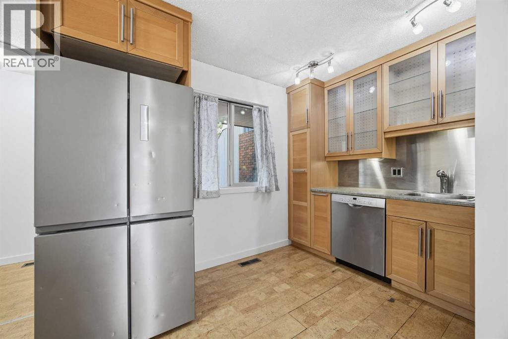 Single Family House for Sale in   Varsity Estates Drive NW Varsity Calgary 