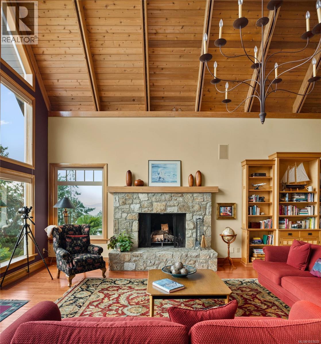  8338 West Saanich Road, Central Saanich