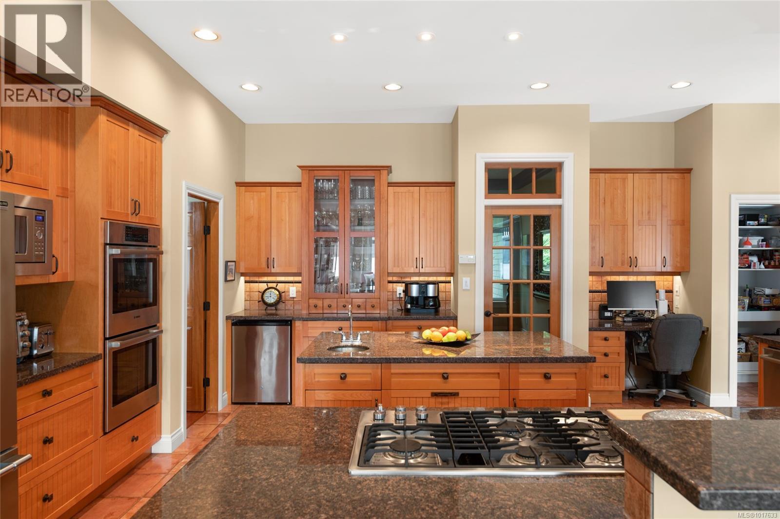  8338 West Saanich Road, Central Saanich