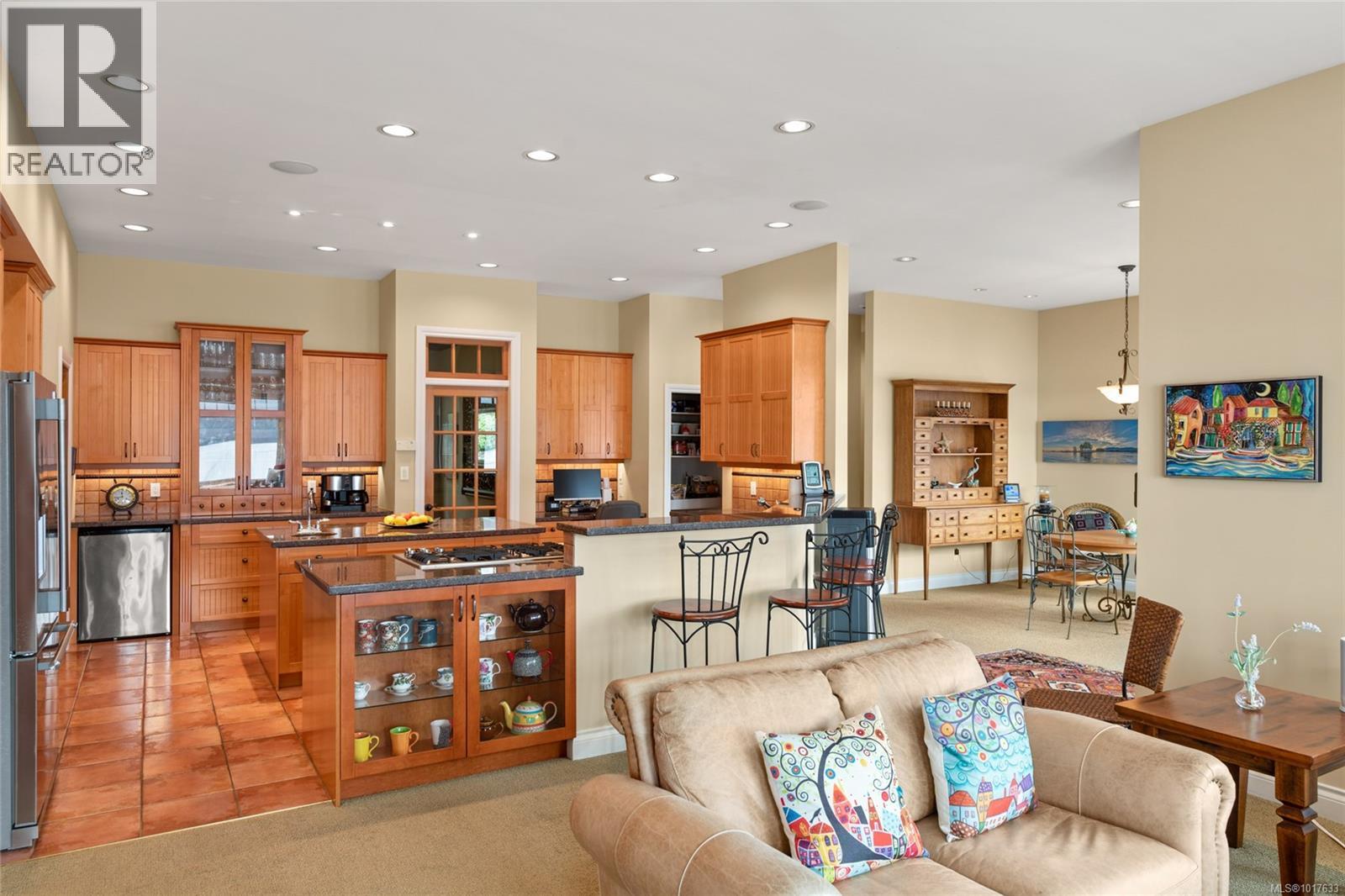  8338 West Saanich Road, Central Saanich