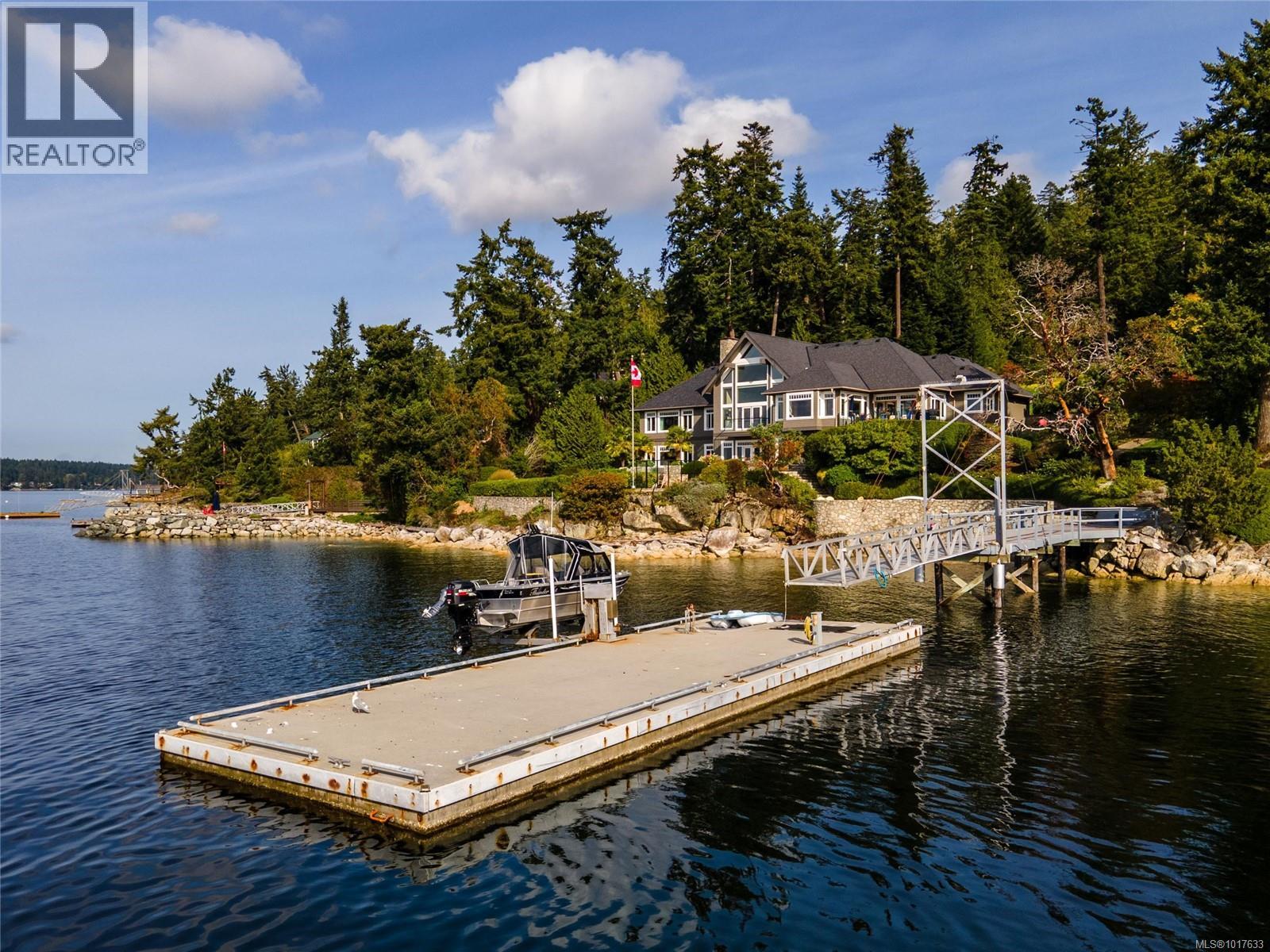  8338 West Saanich Road, Central Saanich
