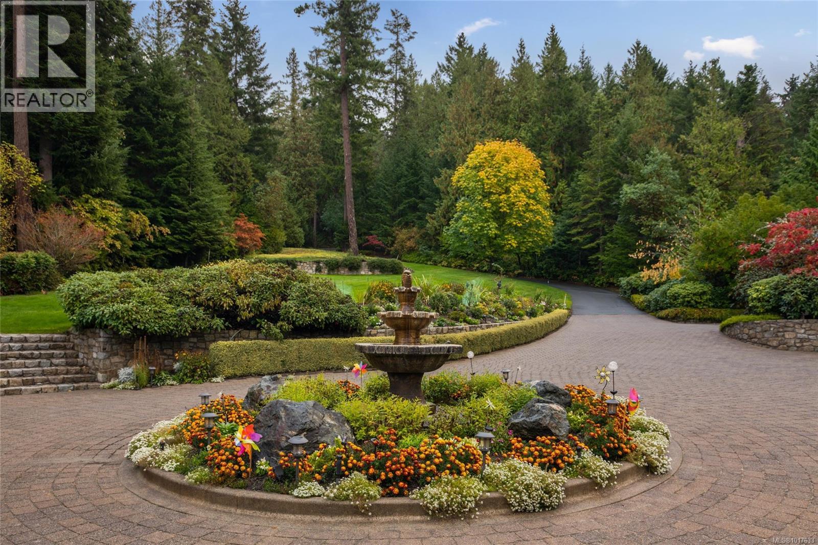  8338 West Saanich Road, Central Saanich