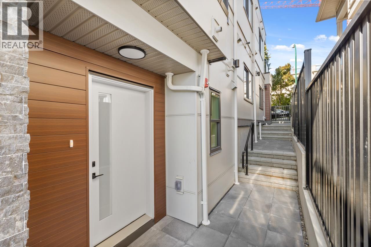 4 3800 PENDER STREET, Burnaby