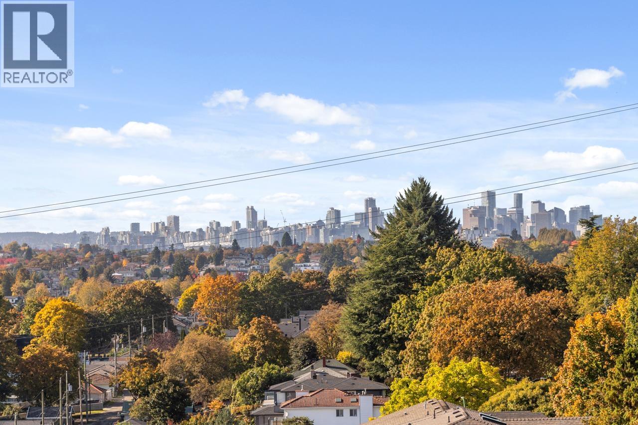 4 3800 PENDER STREET, Burnaby