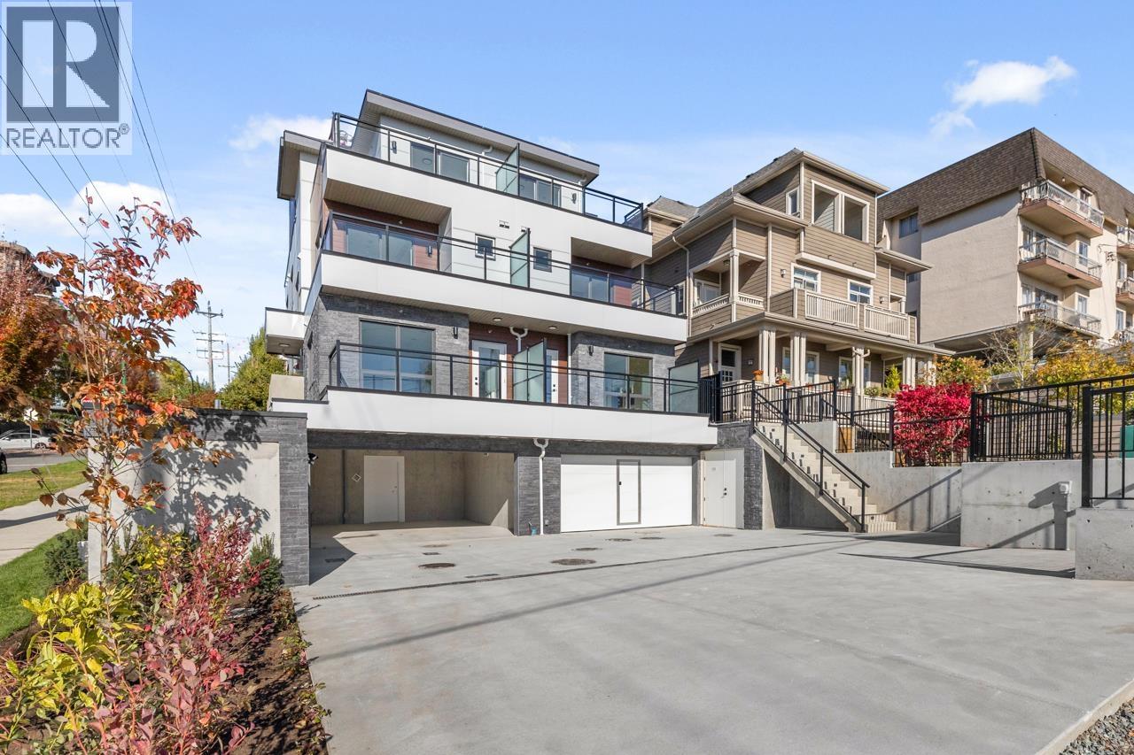 4 3800 PENDER STREET, Burnaby