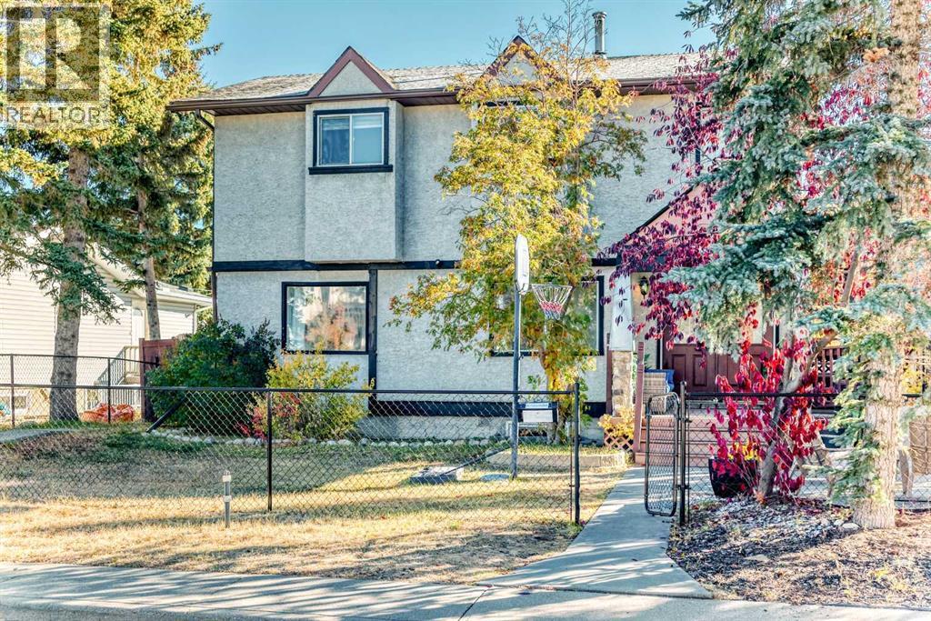 4644 84 Street NW, Calgary, Alberta