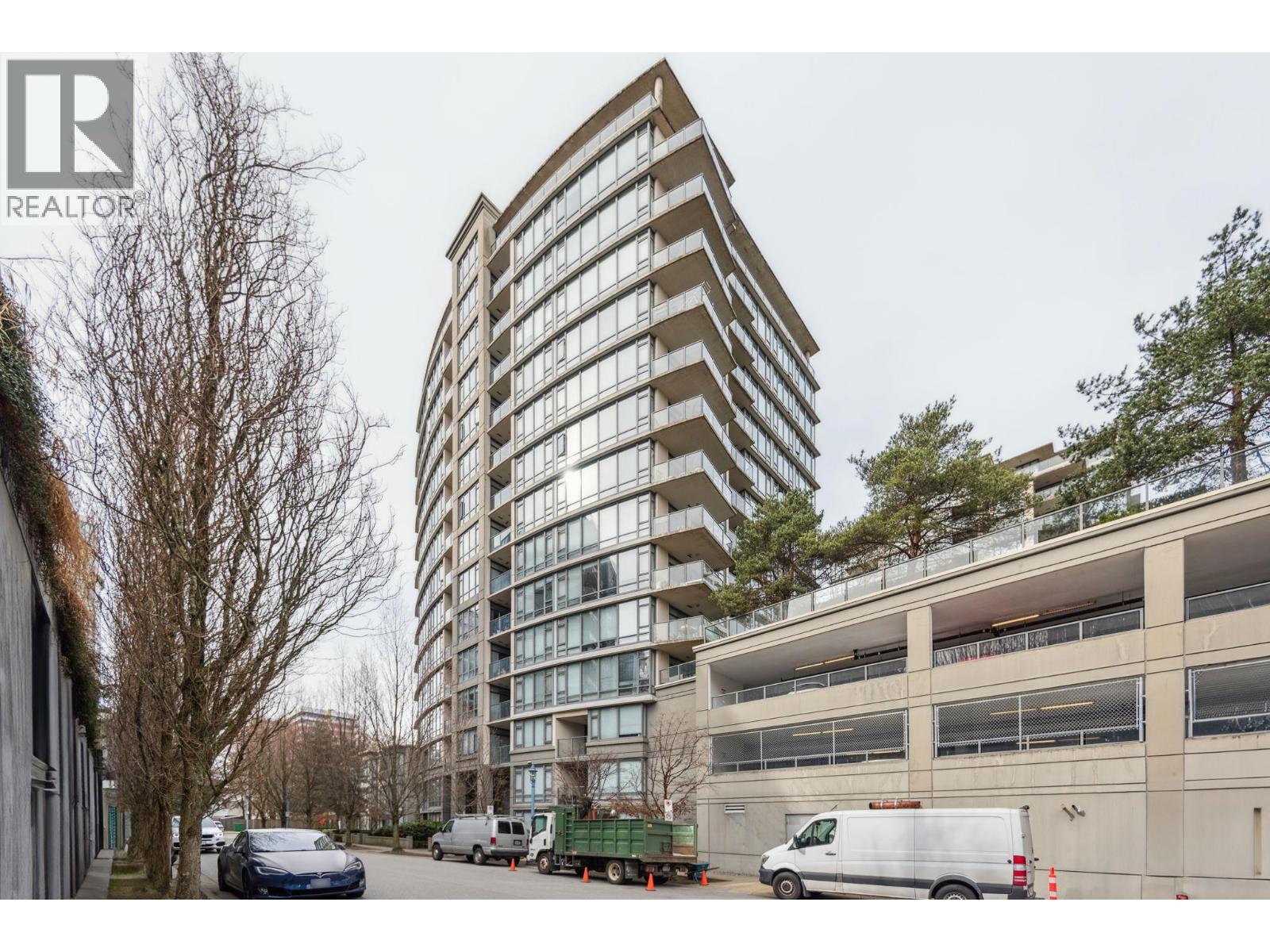 1802 6888 ALDERBRIDGE WAY, Richmond