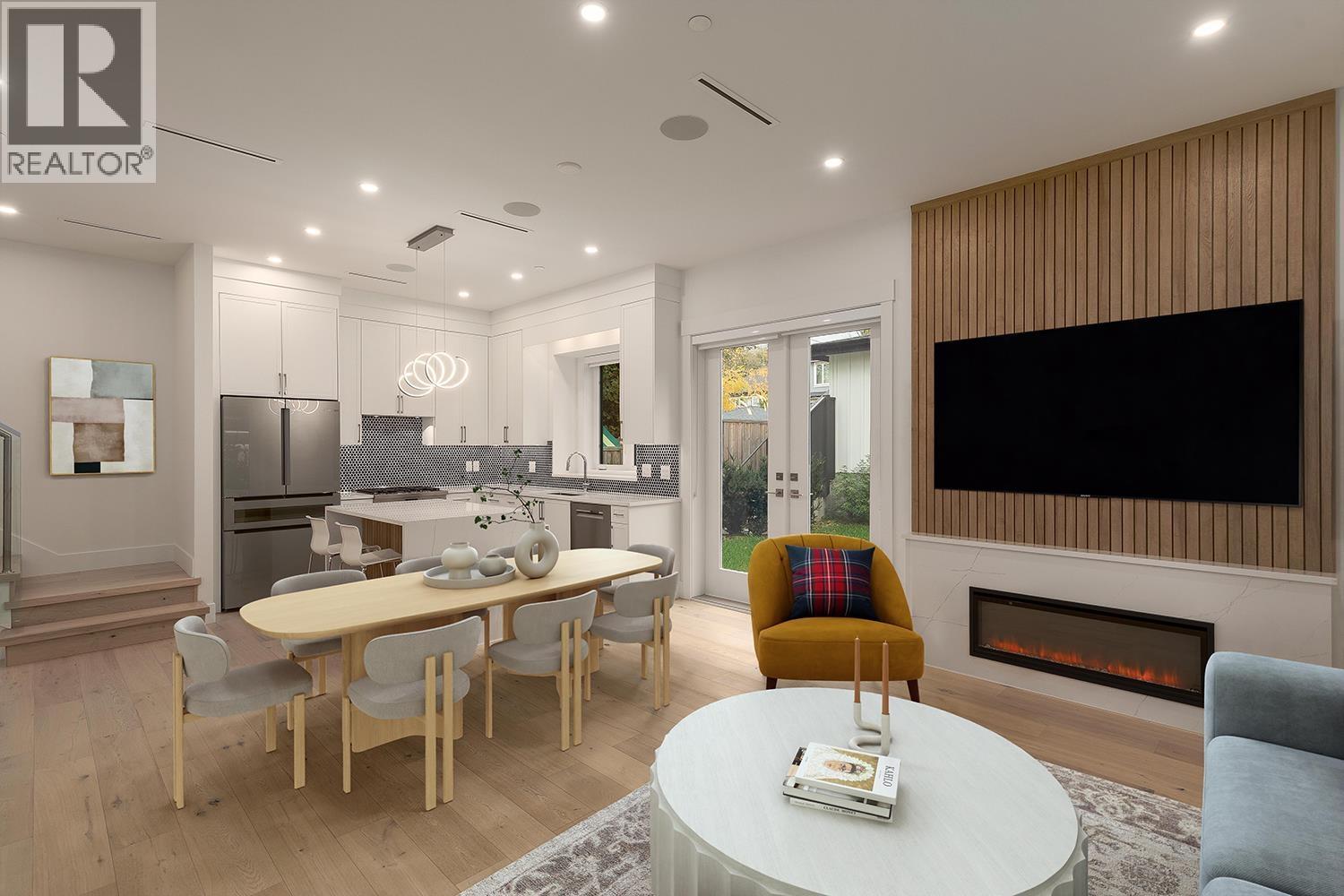 3075 COURTENAY STREET, Vancouver