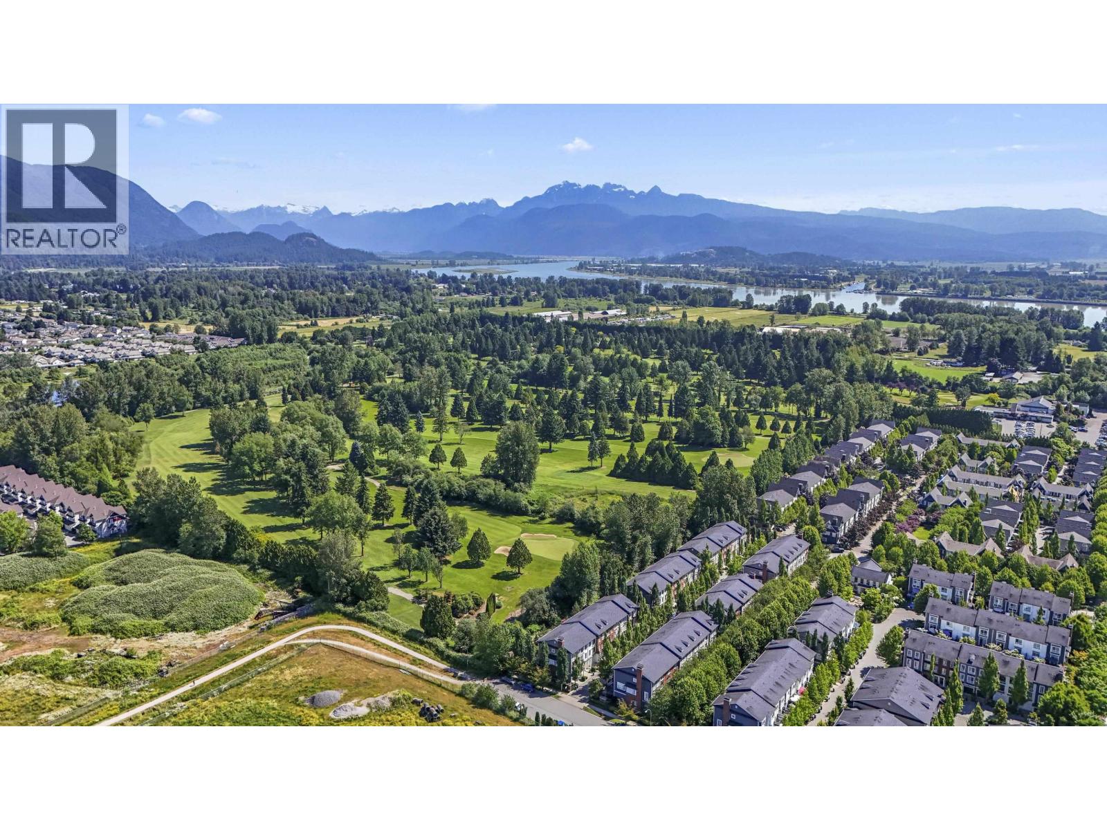 1220 YANGTZE PLACE, Port Coquitlam