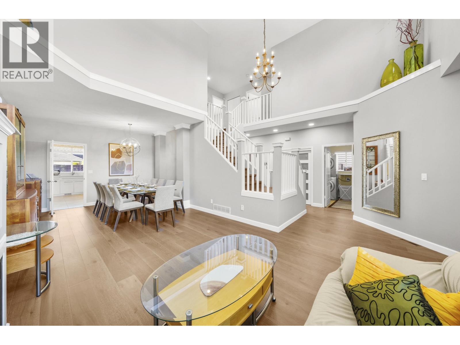 1220 YANGTZE PLACE, Port Coquitlam