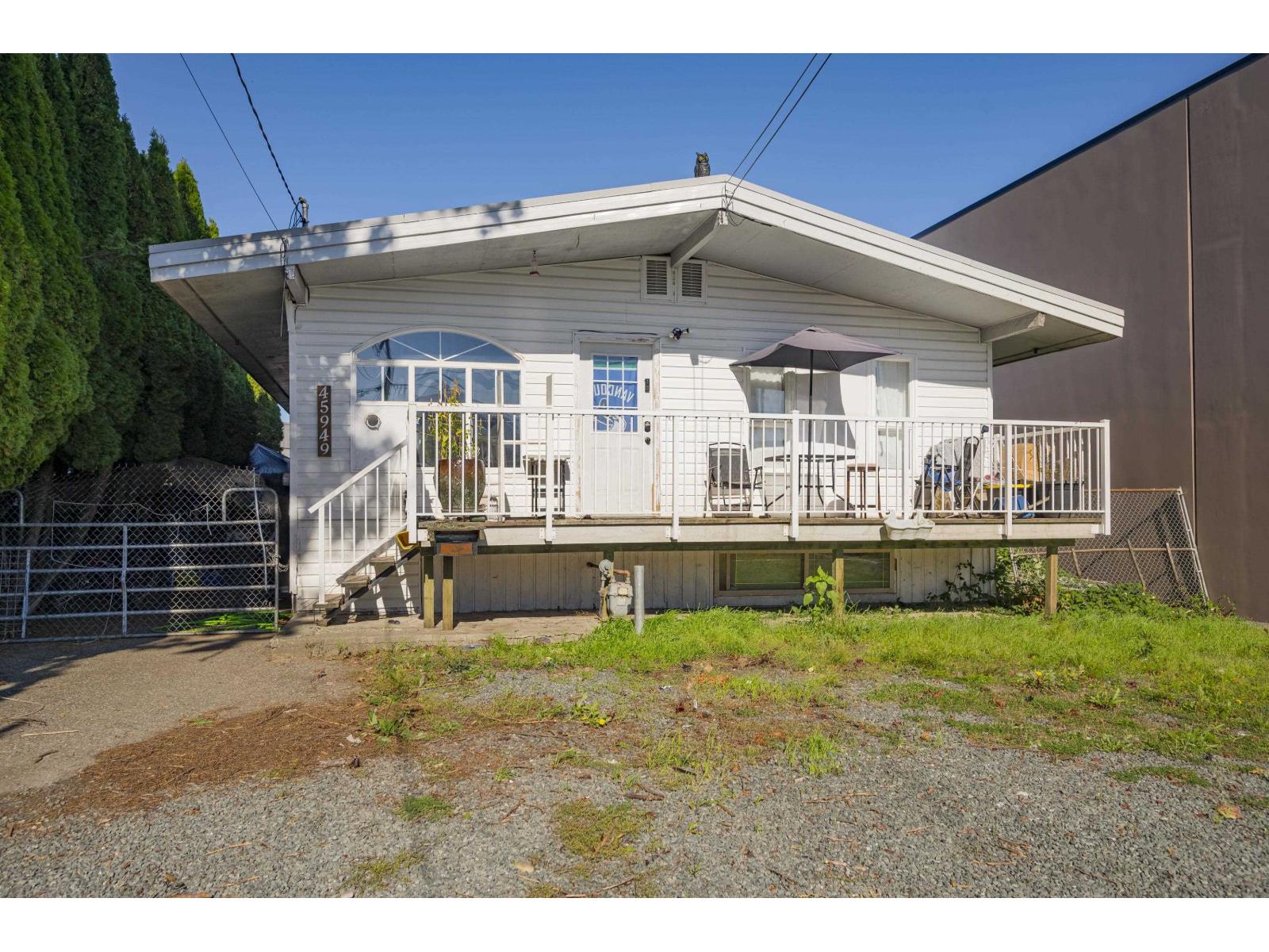 45949 ROWAT AVENUE, Chilliwack Proper South