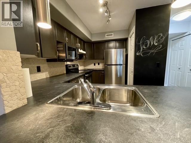 103 3115 De Montreuil Court, Kelowna