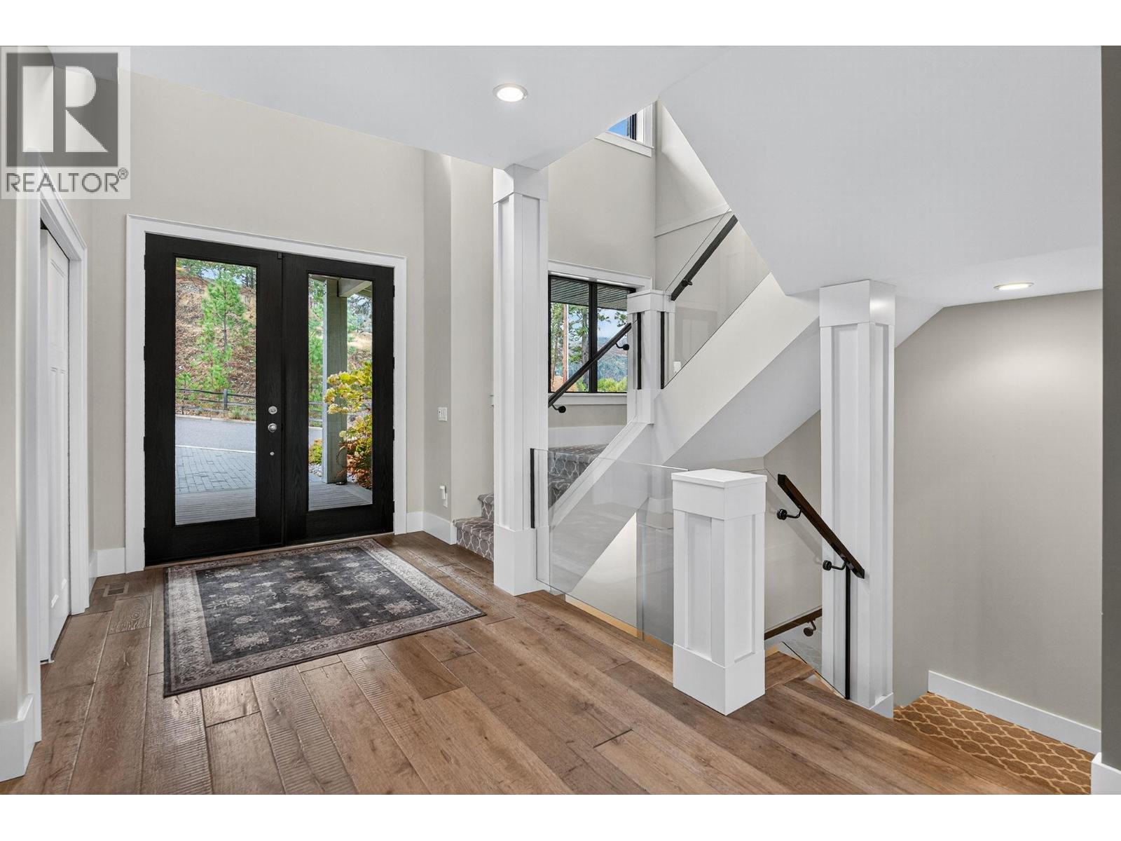  460 Rockview Lane, Kelowna