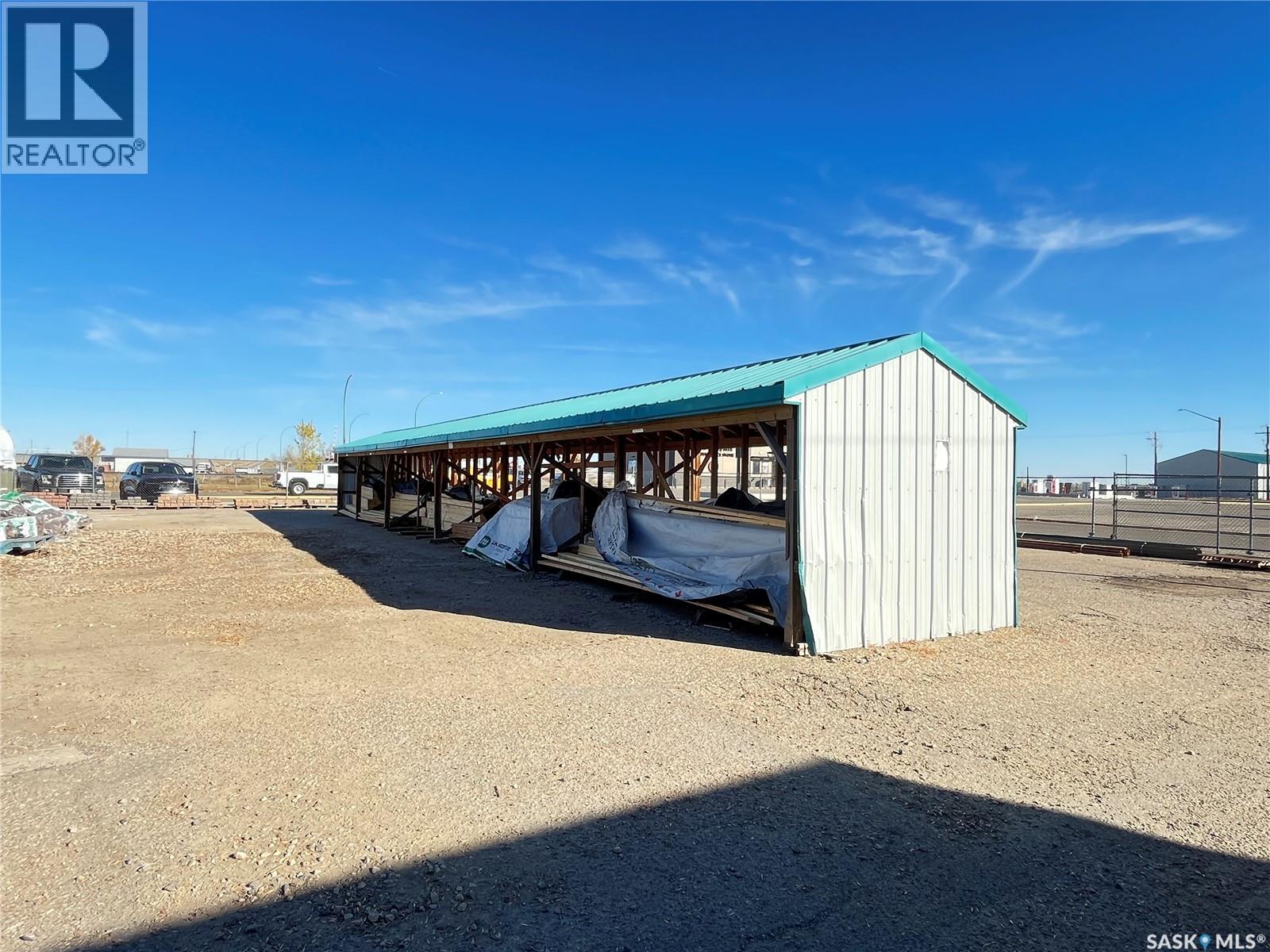 101 Sidney STREET - Photo 4 of 17, Maple Creek, Saskatchewan
