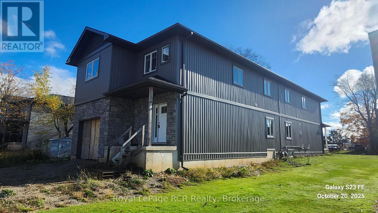 140 GOLD STREET W - 2