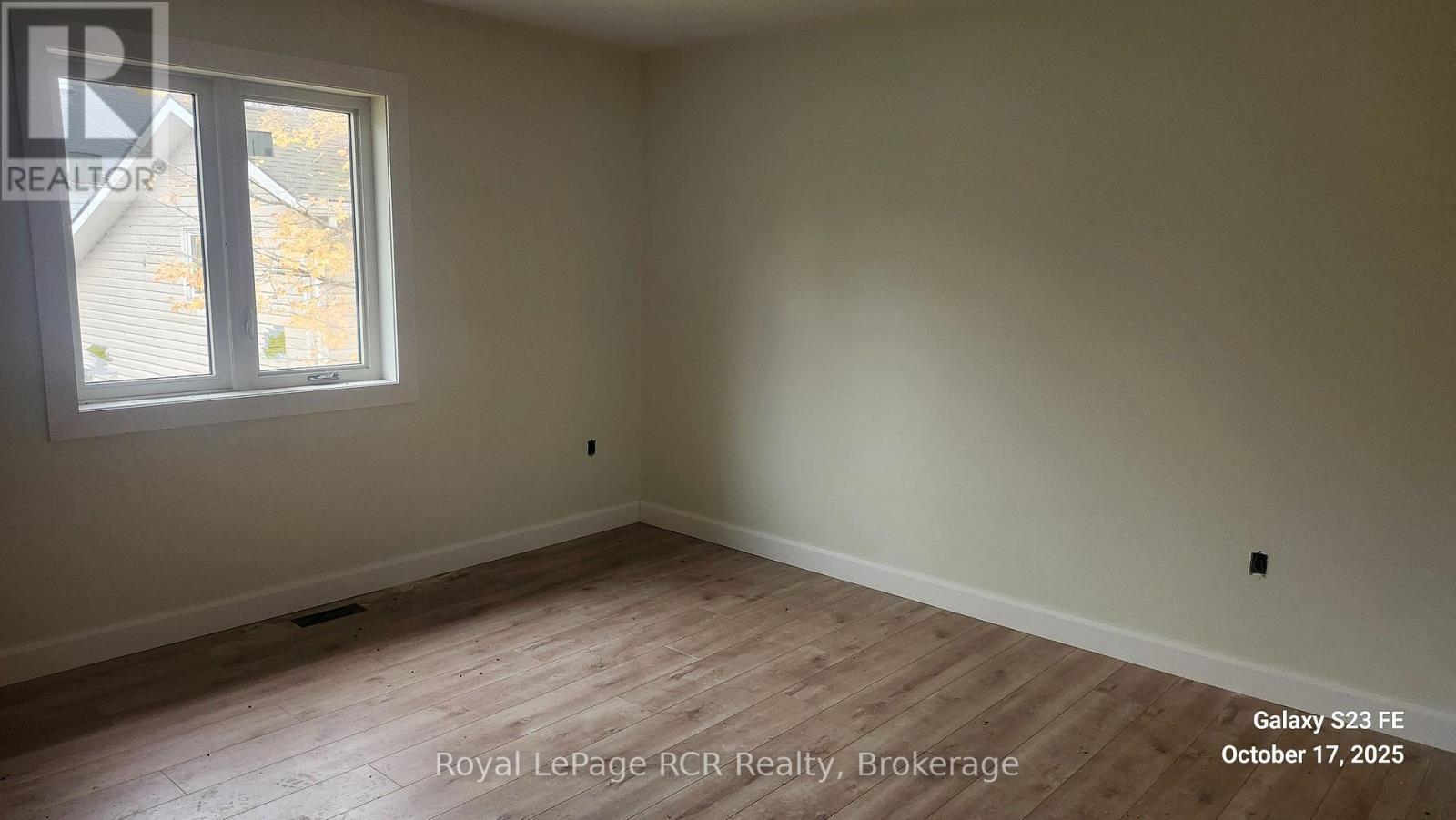 140 GOLD STREET W - 9