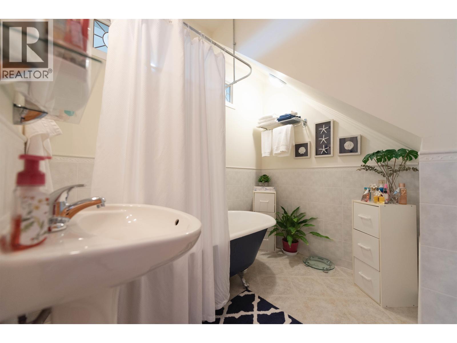 6655 SUNSHINE COAST HIGHWAY, Sechelt