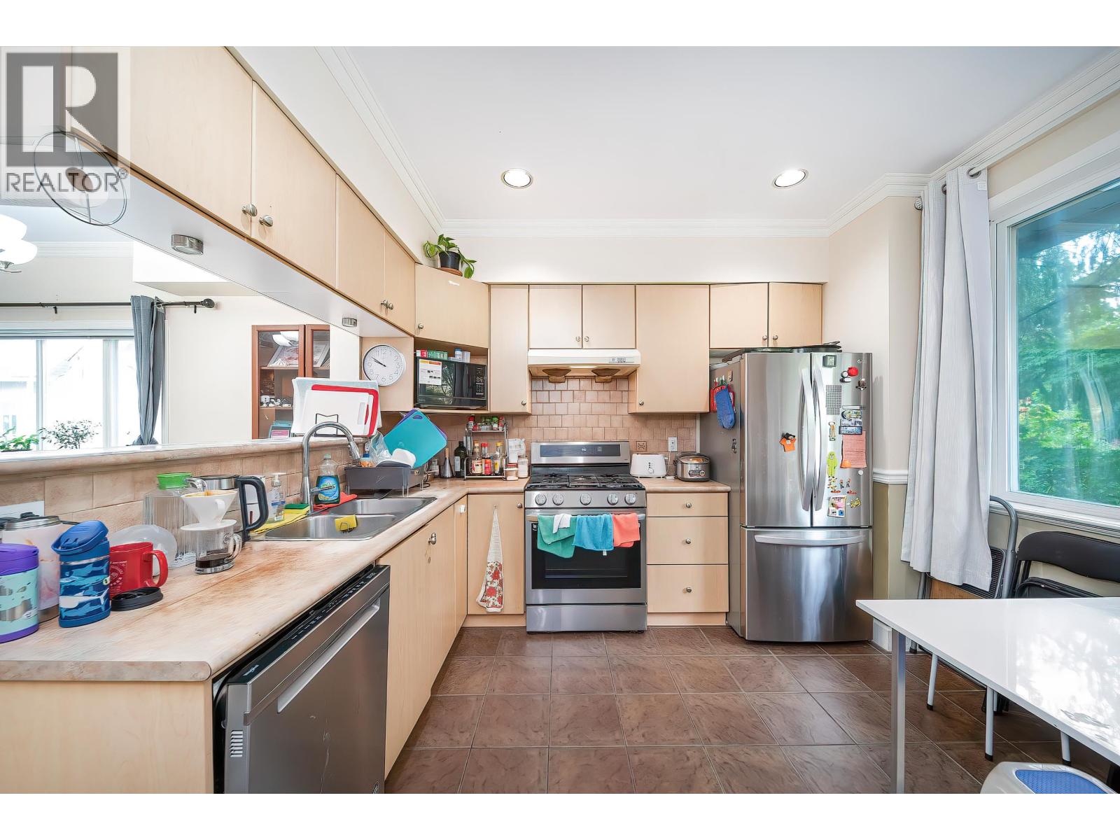 #15-9288 KEEFER Avenue, Richmond