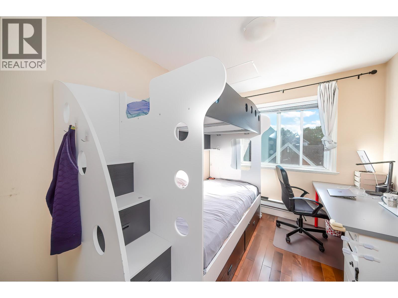 #15-9288 KEEFER Avenue, Richmond