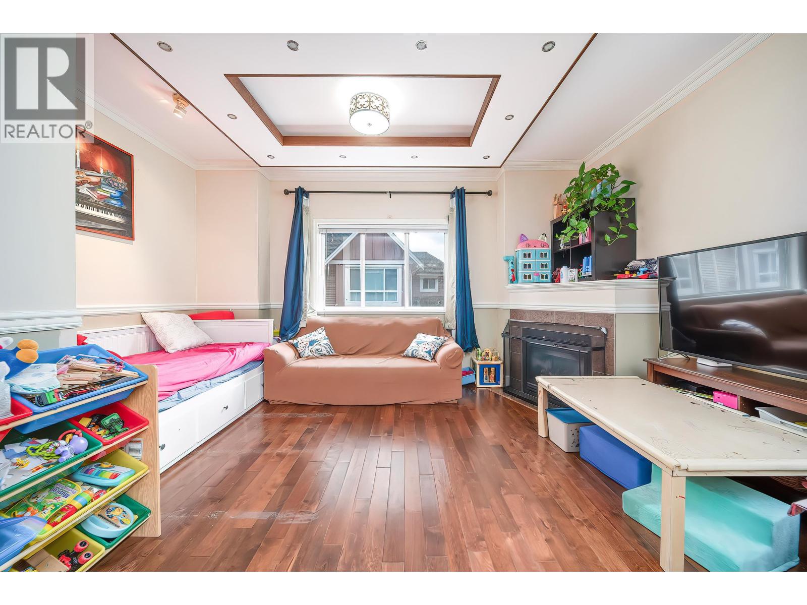 #15-9288 KEEFER Avenue, Richmond