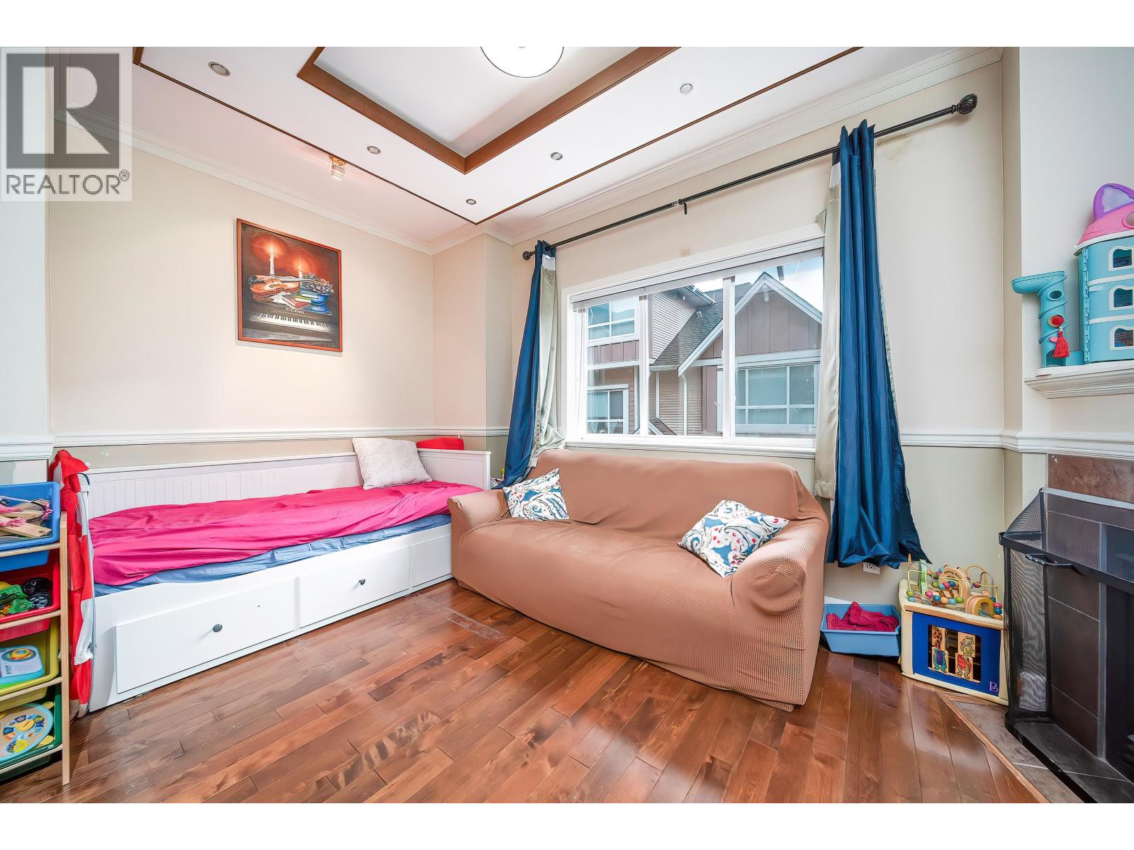 #15-9288 KEEFER Avenue, Richmond