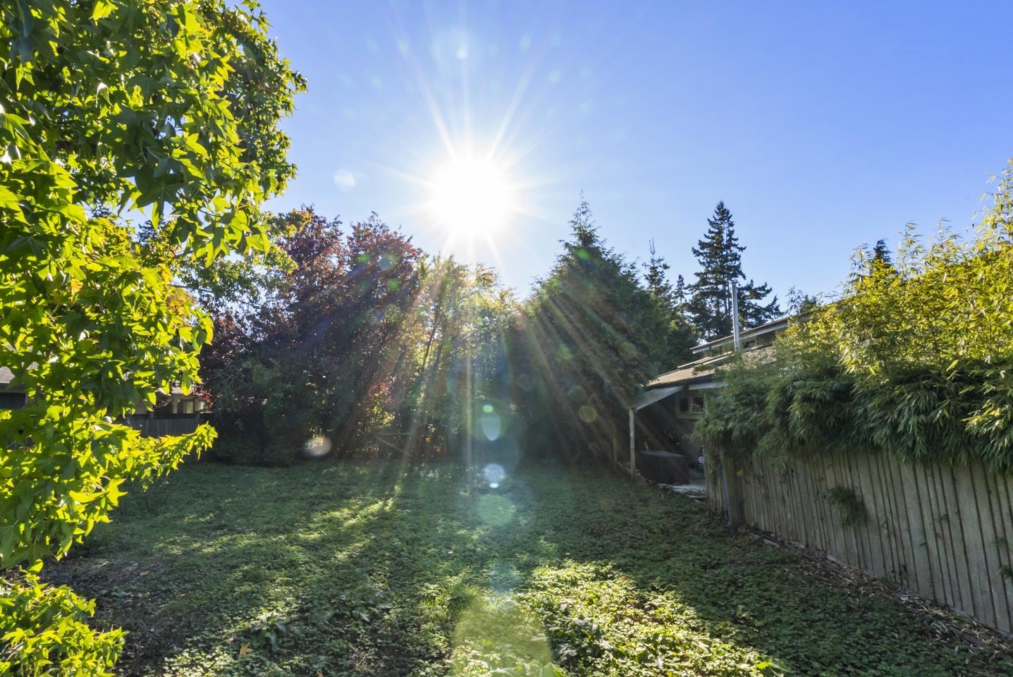 12276 AGAR STREET, Surrey