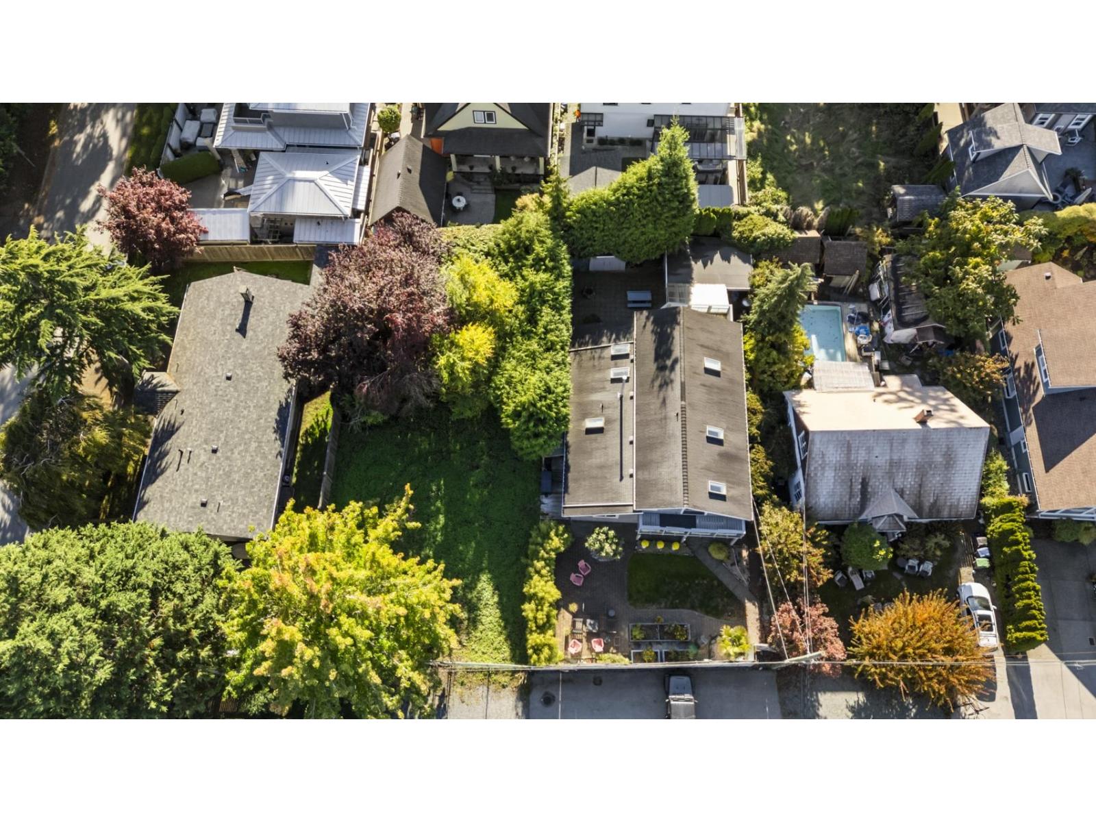 12276 AGAR STREET, Surrey