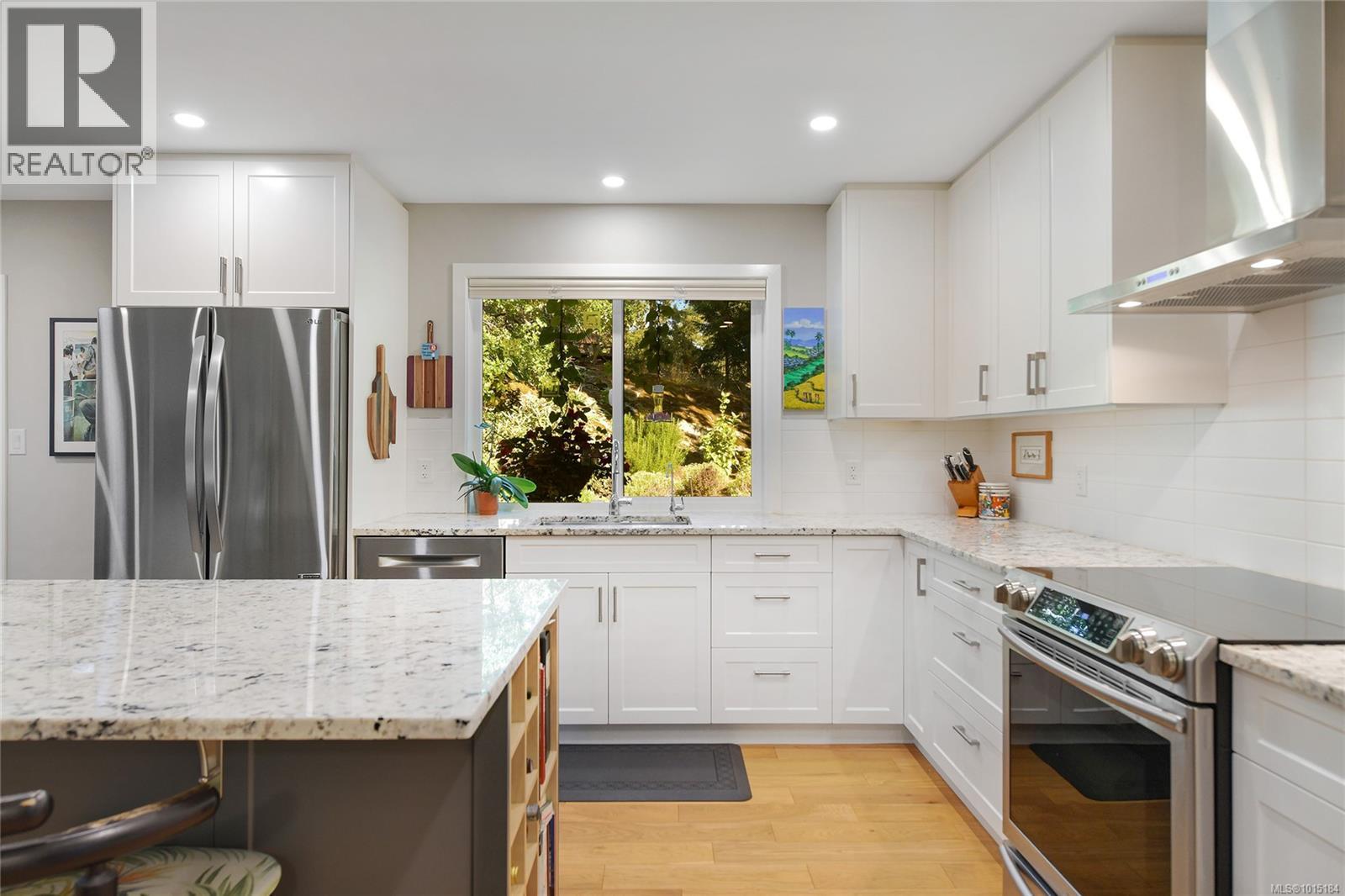  4467 Autumnwood Lane, Saanich