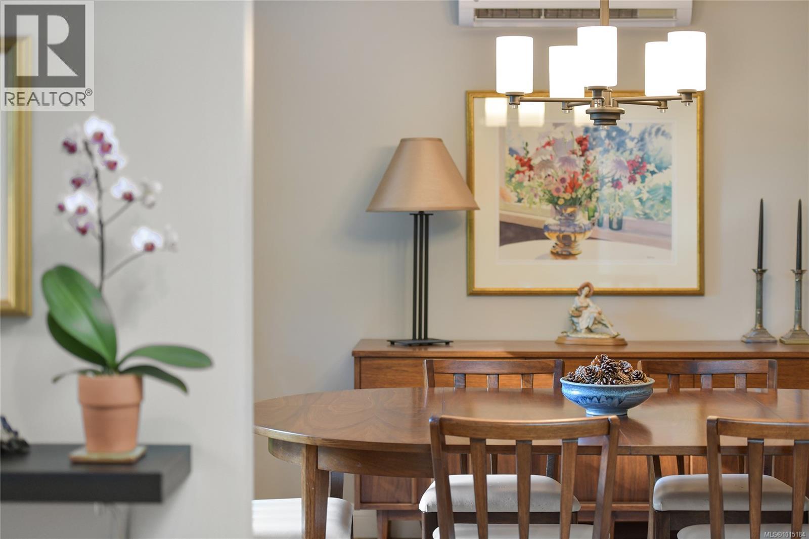  4467 Autumnwood Lane, Saanich