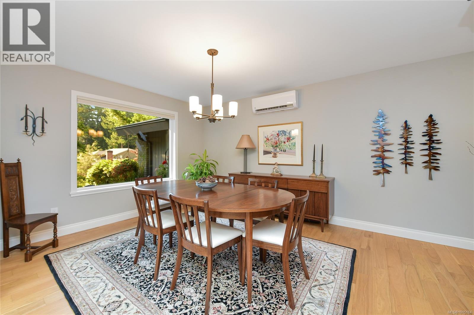  4467 Autumnwood Lane, Saanich
