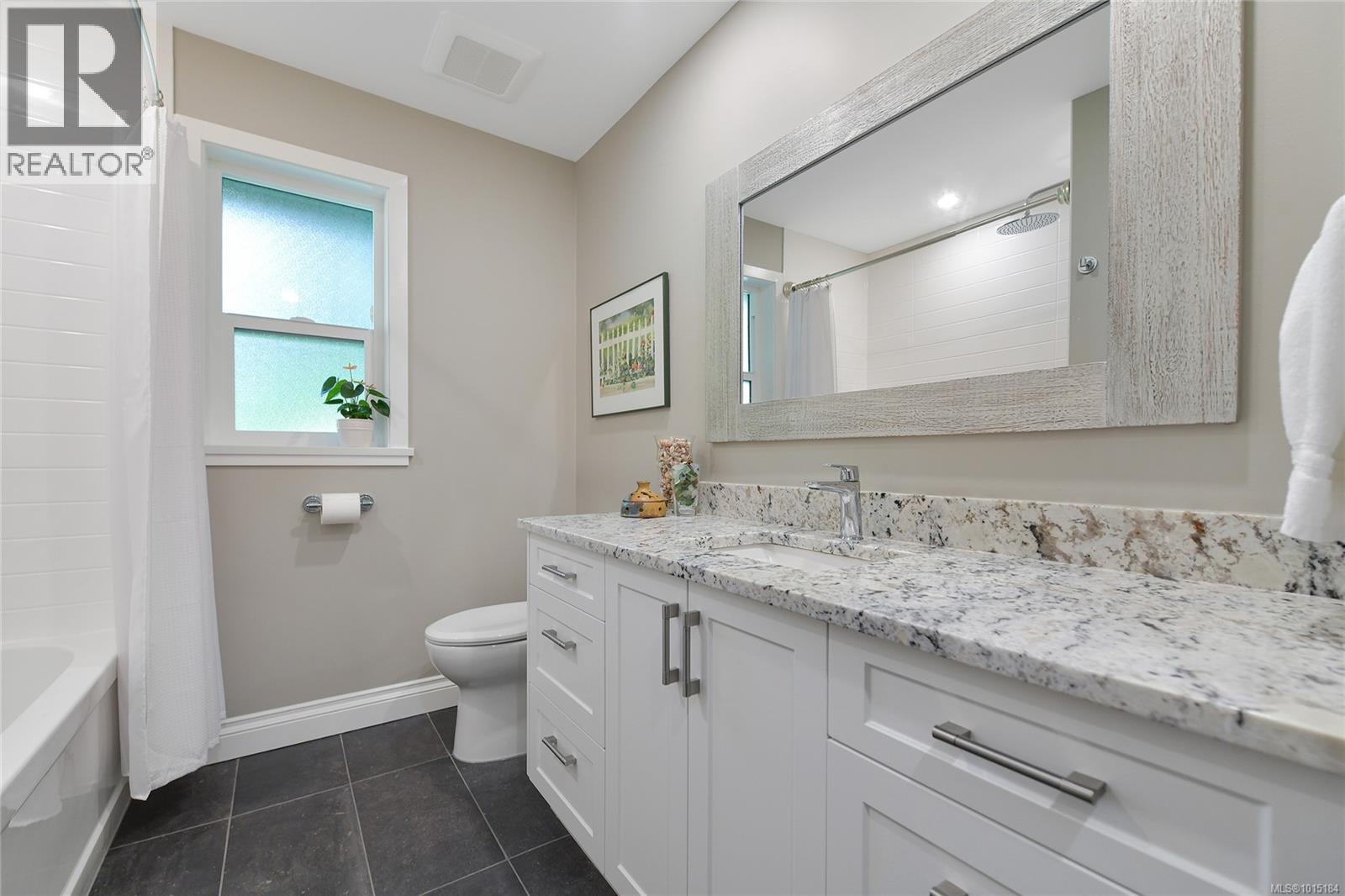  4467 Autumnwood Lane, Saanich
