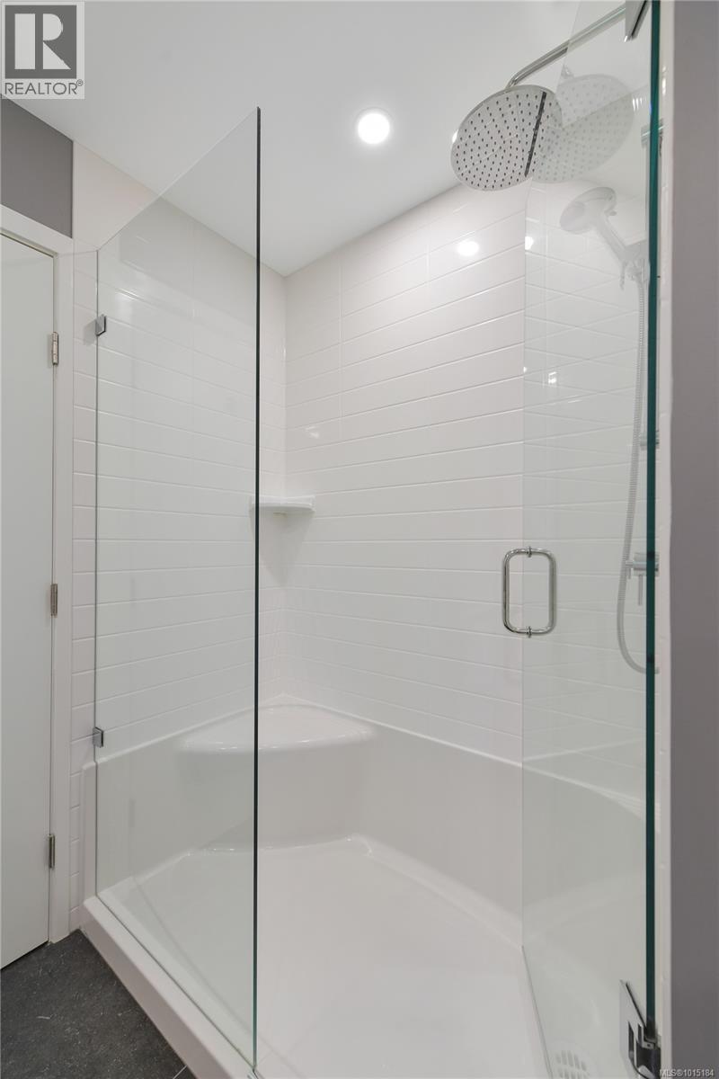  4467 Autumnwood Lane, Saanich