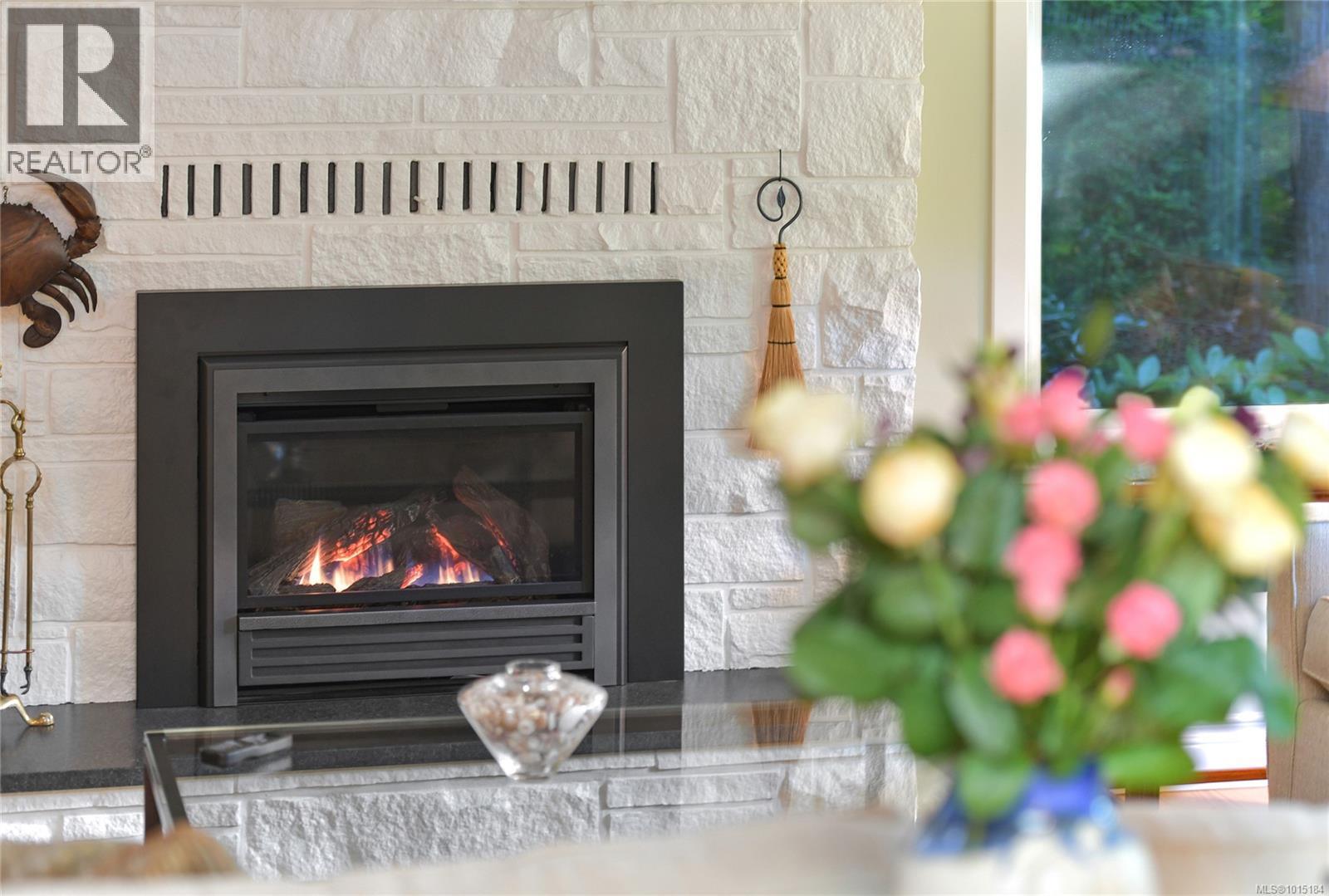  4467 Autumnwood Lane, Saanich