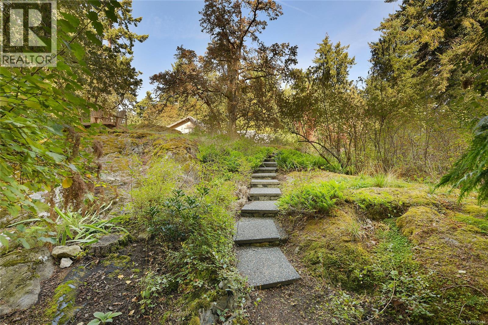  4467 Autumnwood Lane, Saanich