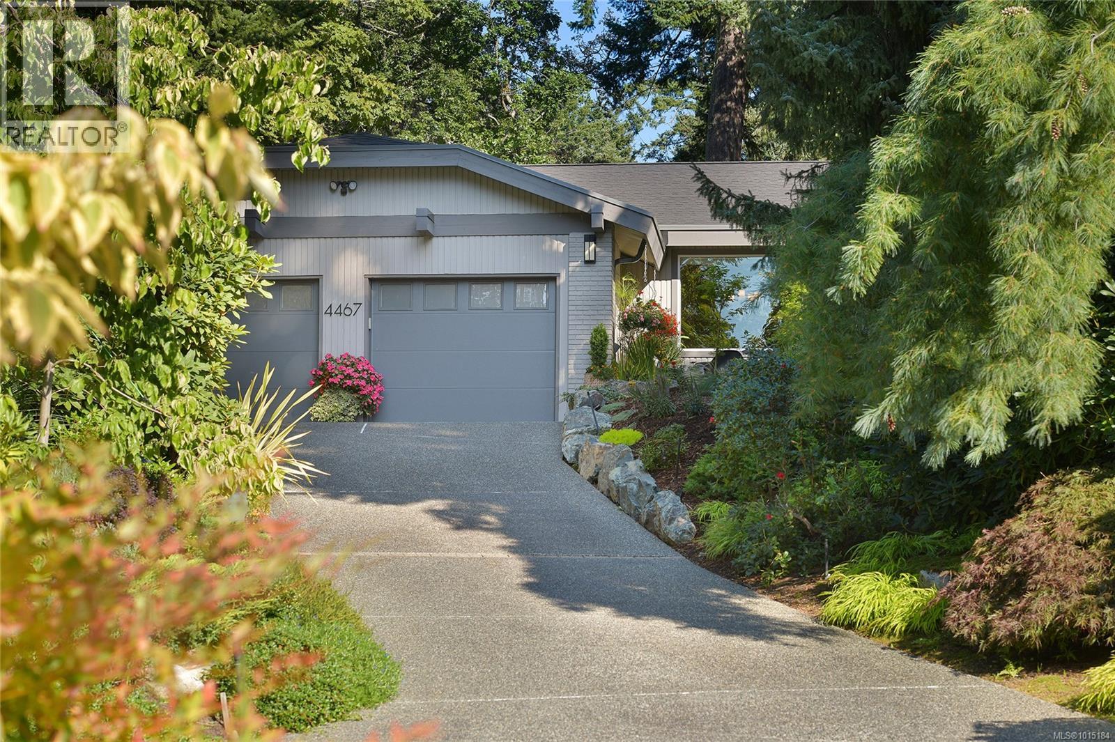  4467 Autumnwood Lane, Saanich