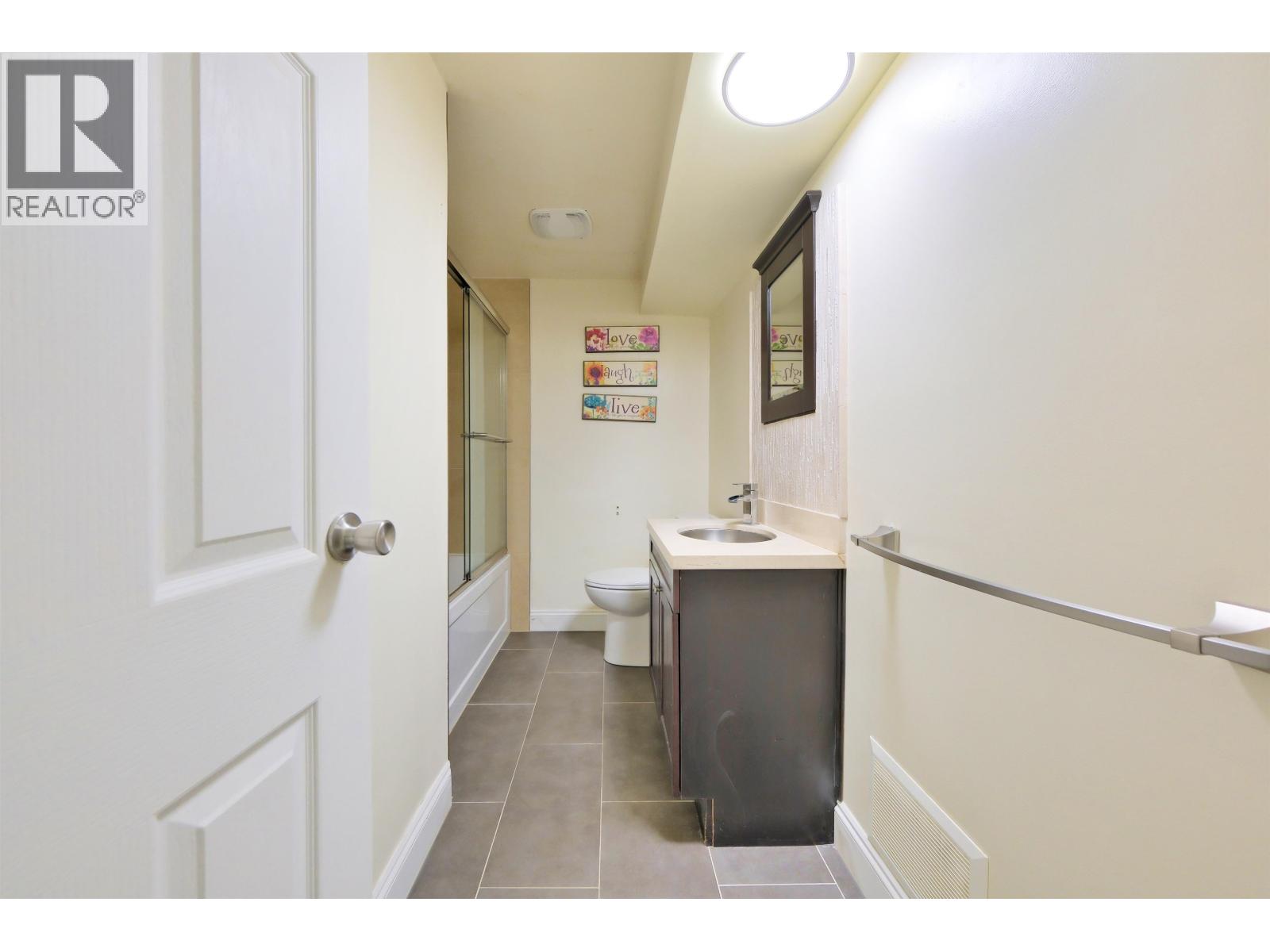3915 WESTRIDGE AVENUE, West Vancouver