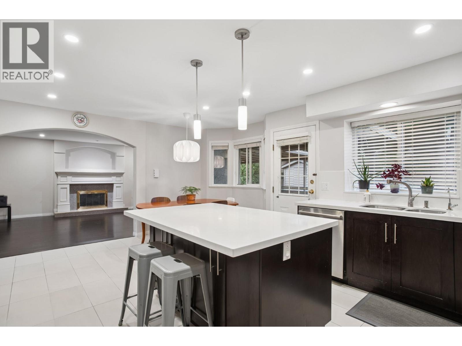 6080 GRANVILLE Avenue, Richmond