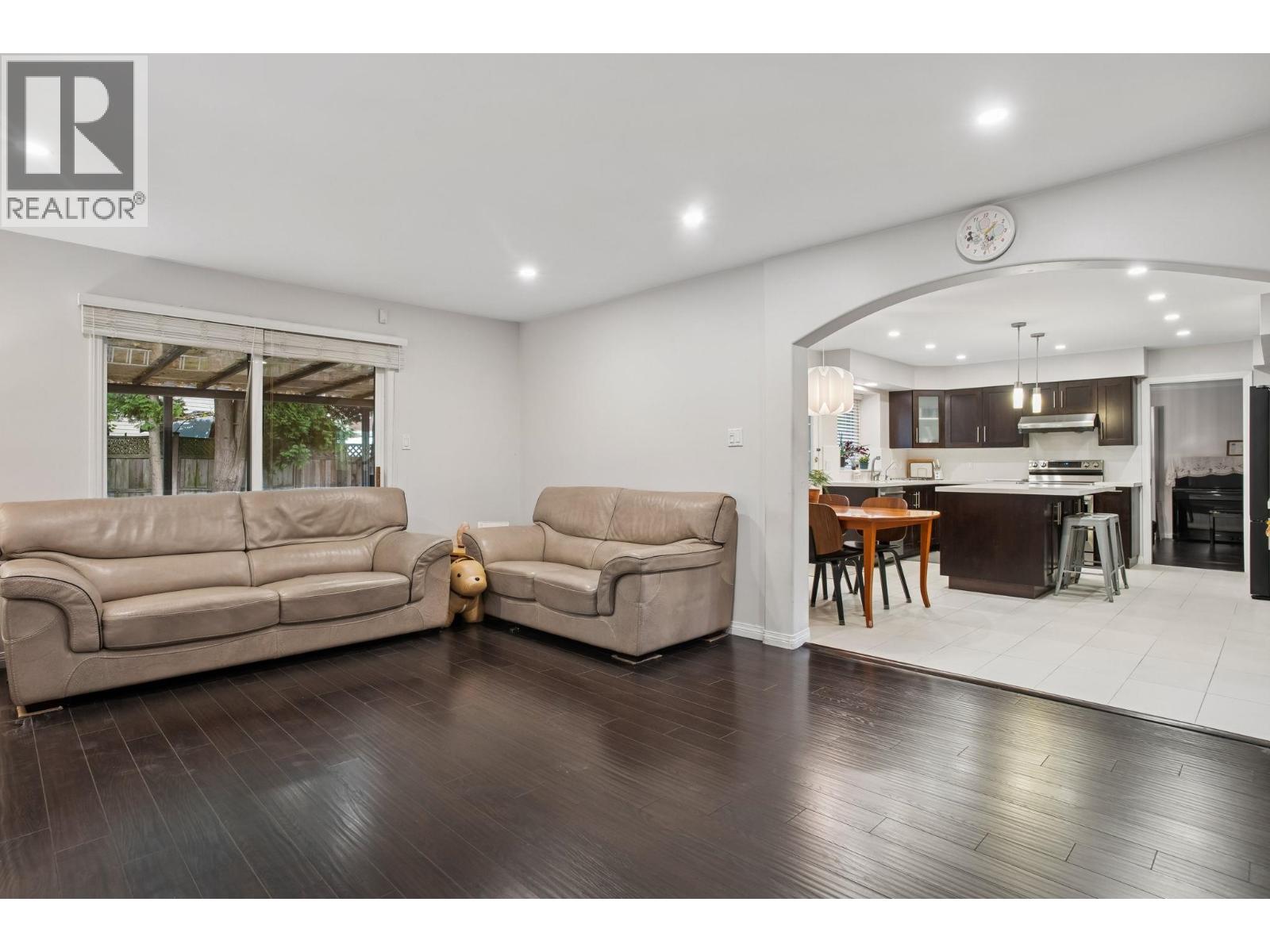 6080 GRANVILLE Avenue, Richmond