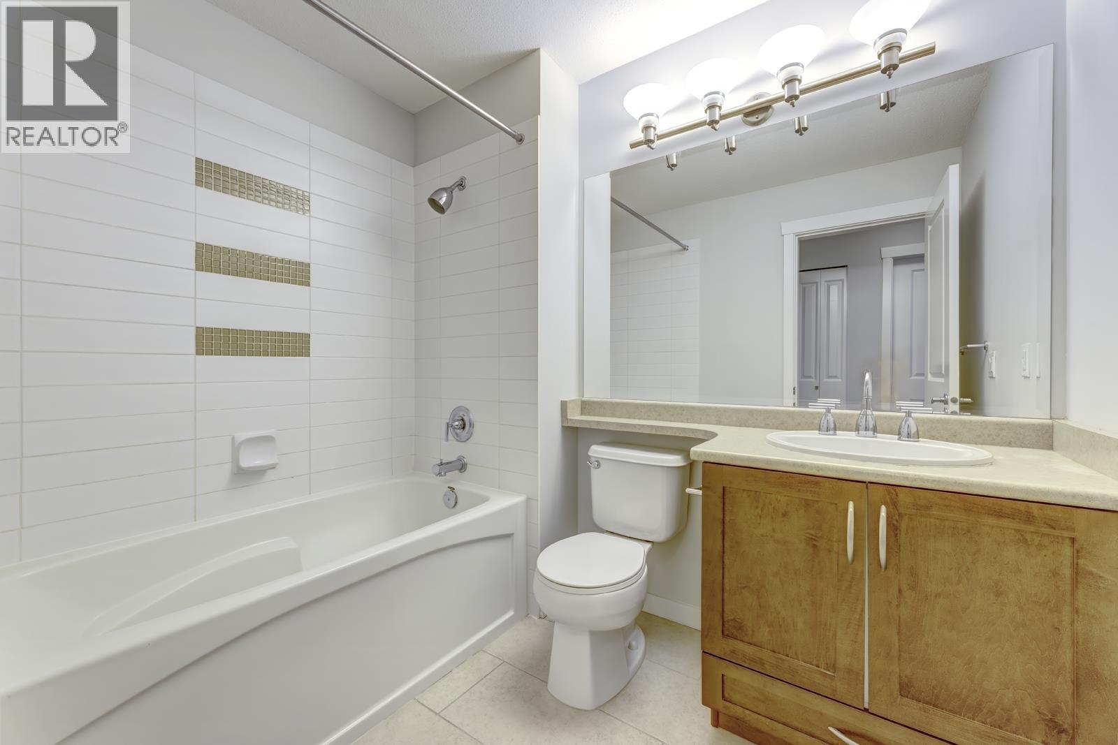 29 55 HAWTHORN DRIVE, Port Moody