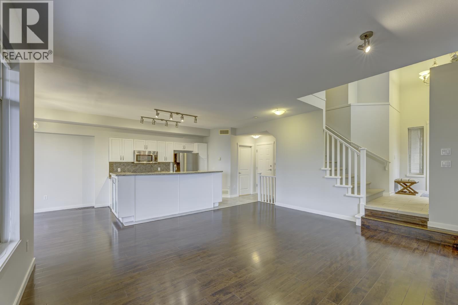 29 55 HAWTHORN DRIVE, Port Moody