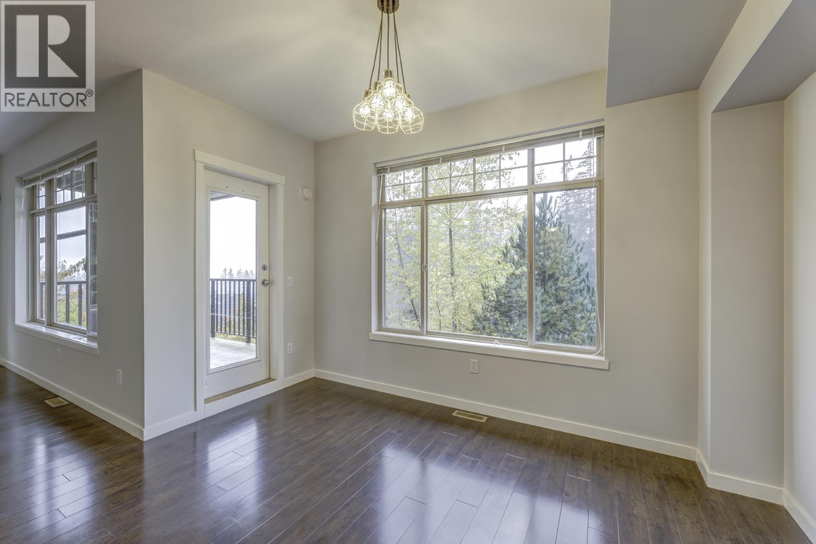 29 55 HAWTHORN DRIVE, Port Moody