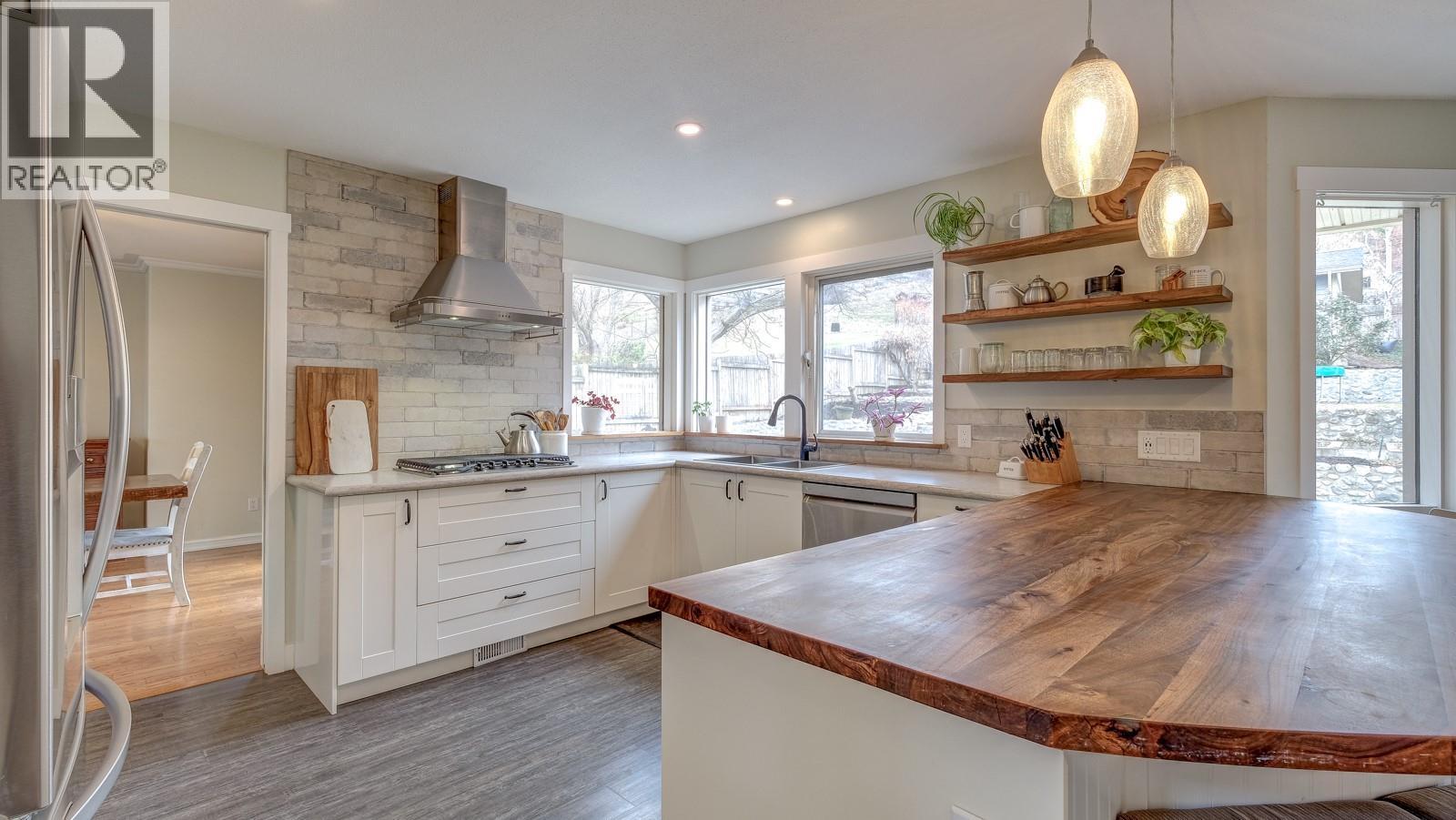  1189 Hudson Road, West Kelowna